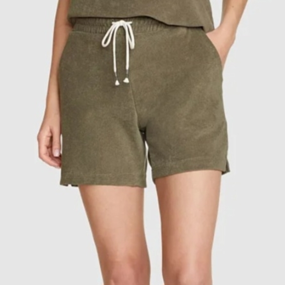 Eddie Bauer Olive Green Women's Shorts